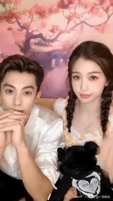 娱乐圈明星也在吃瓜